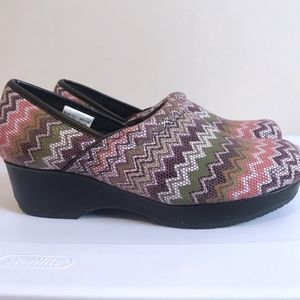 EUC Cherokee Nursing Clogs, 8.5